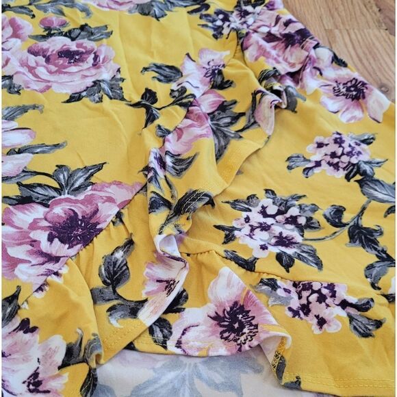 NWT Agnes & Dora Crossover Tank - Yellow Lilac Floral - Picture 4 of 7